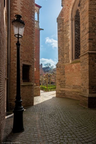 2011_04_09-09_48_31_97