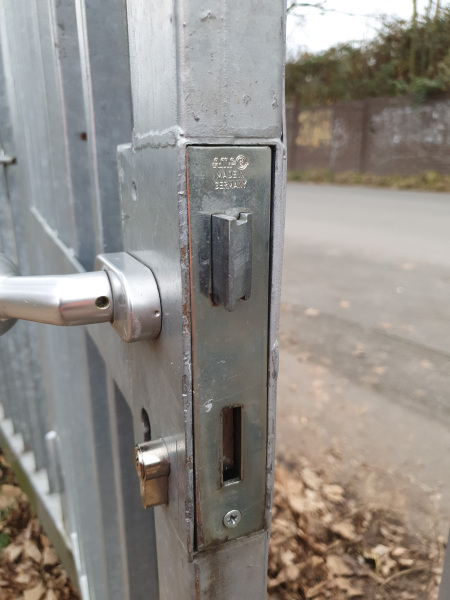 2025_12_23-14_40_06_28